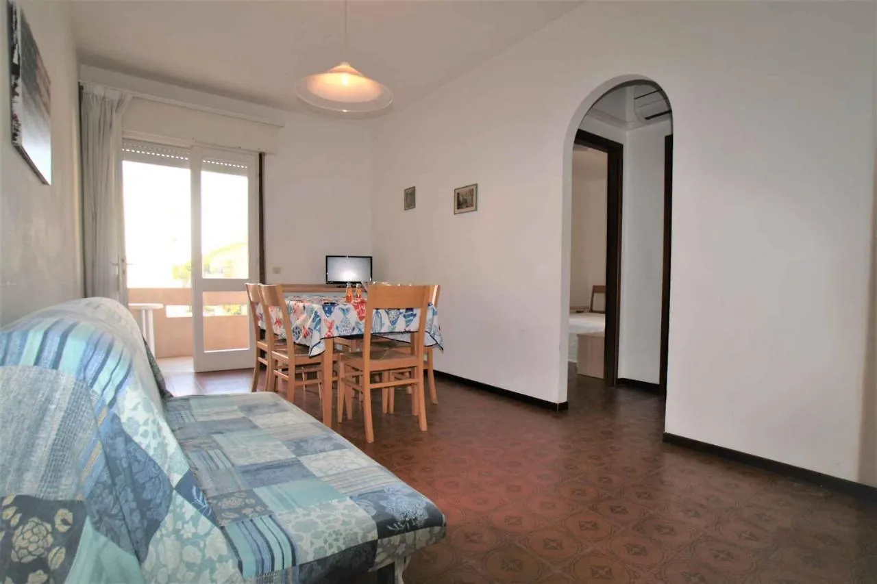 Apartment In Lido Di Jesolo 24833